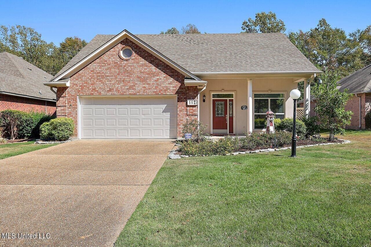 Property Photo:  112 Brookside Drive  MS 39056 