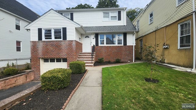 Property Photo:  369 Thomas Avenue 1  NJ 07071 