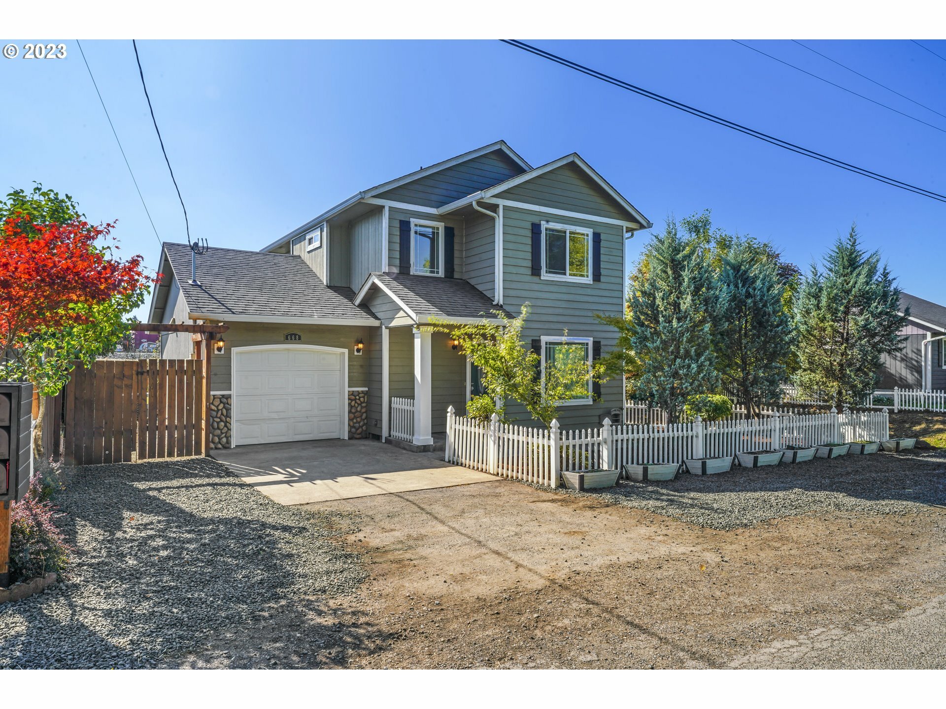 668 Filbert Ave  Eugene OR 97404 photo