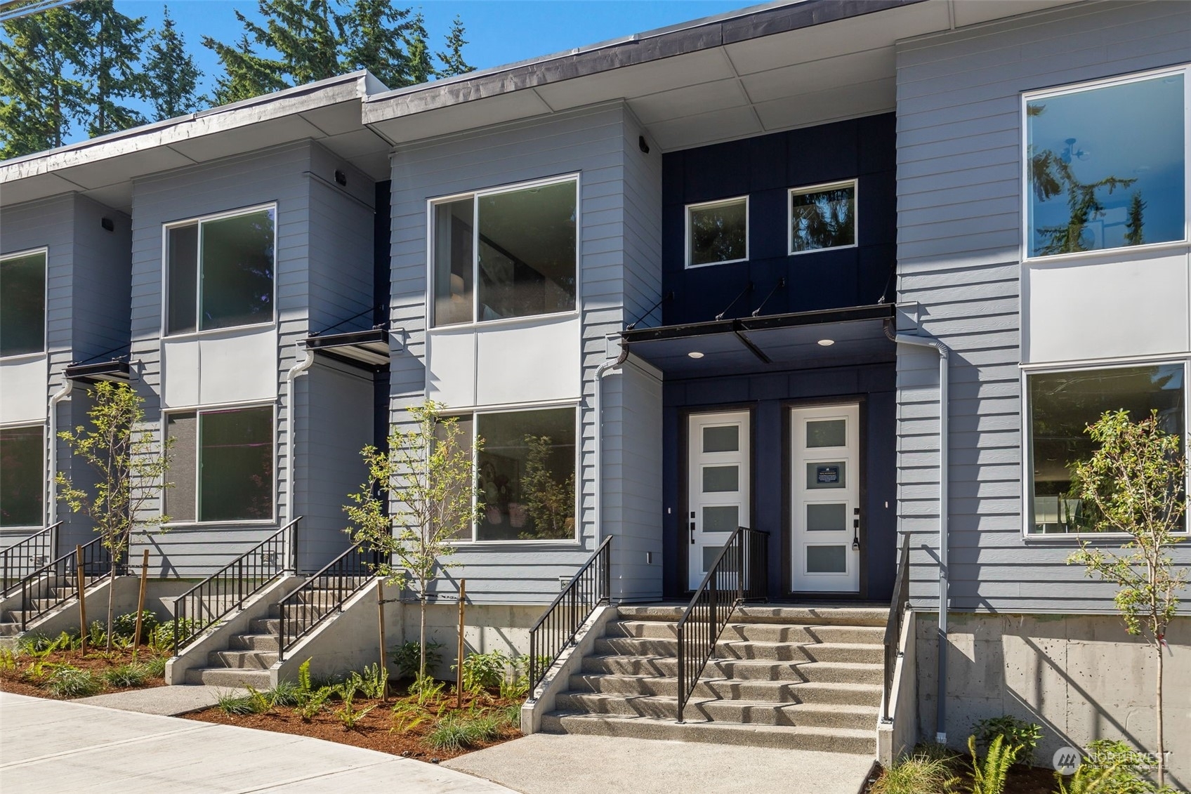 Property Photo:  2116 N 147th Street D  WA 98133 