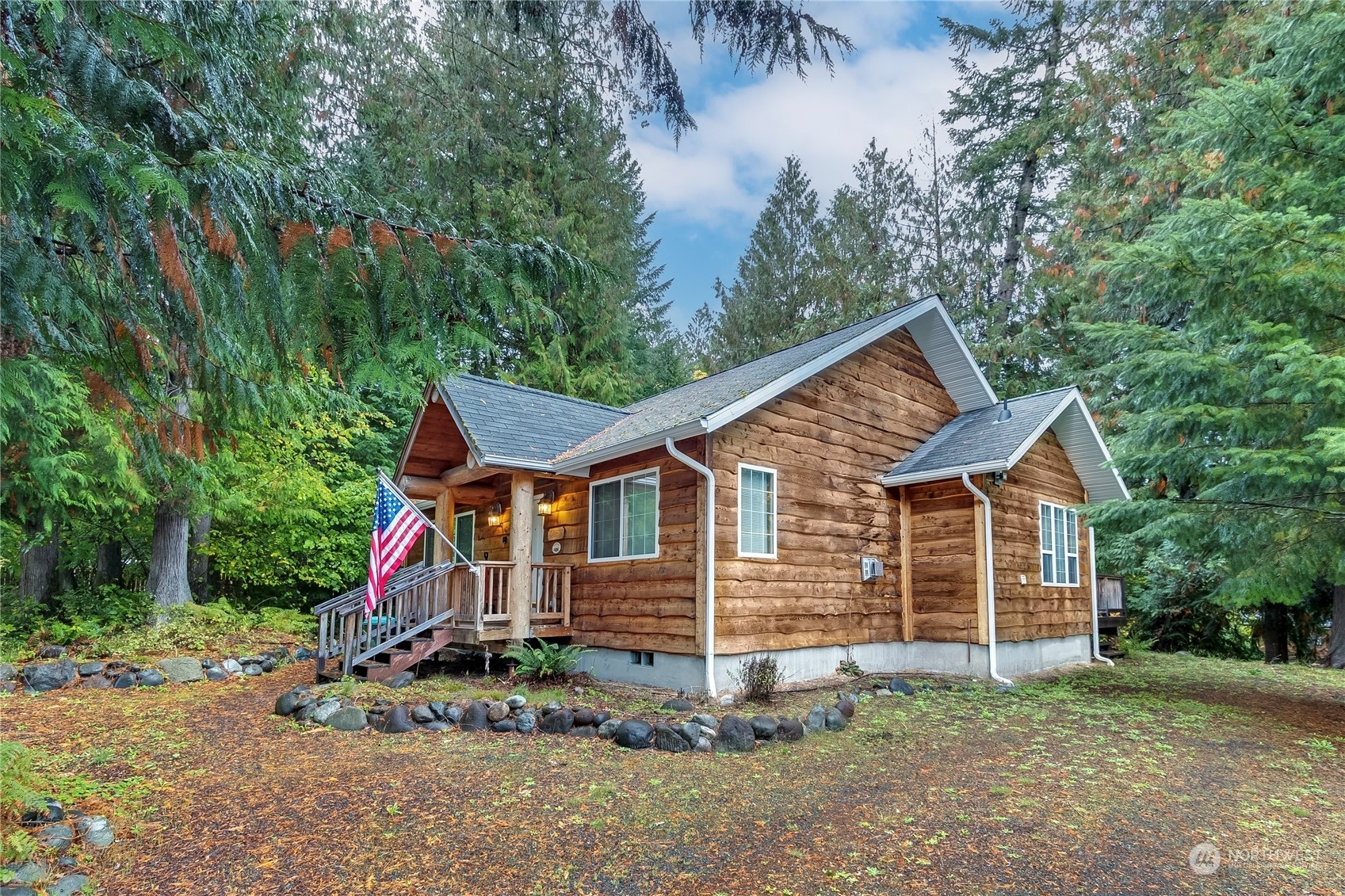 Property Photo:  111 Portal Street  WA 98361 