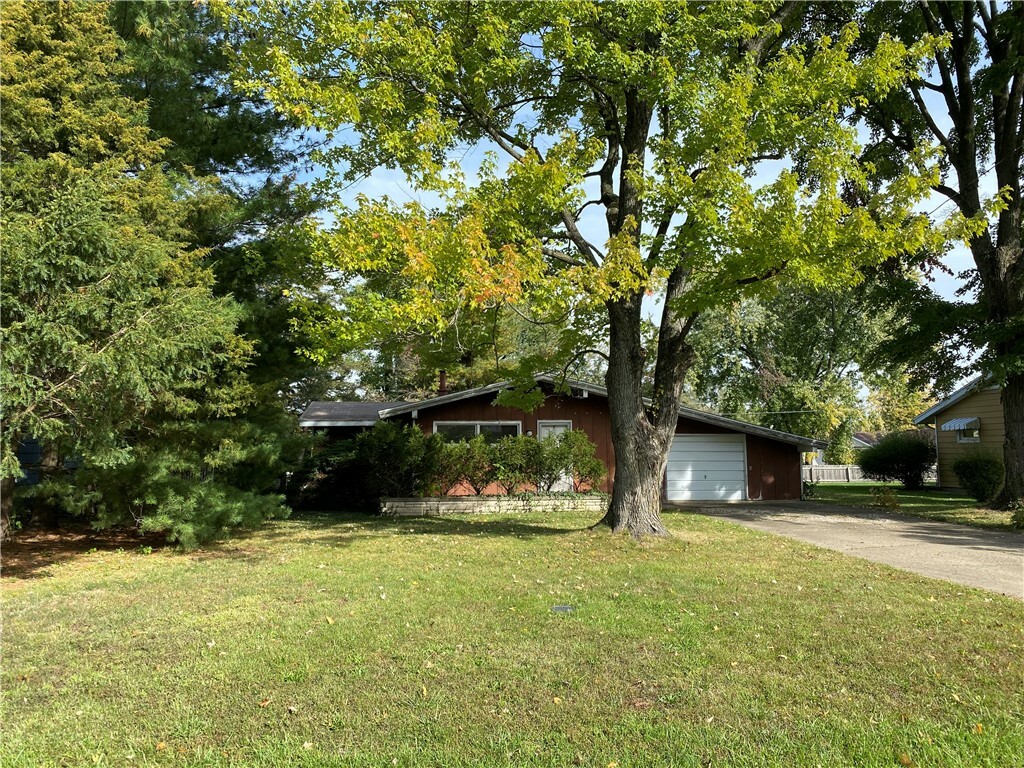 Property Photo:  18 Miller Avenue  IL 61920 