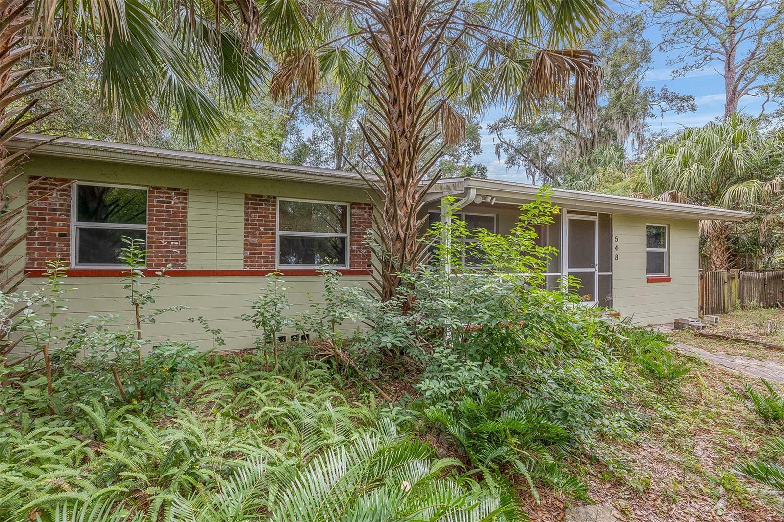 Property Photo:  548 NE 12th Street  FL 32601 