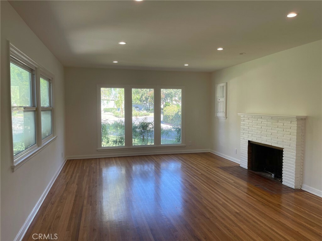 Property Photo:  12236 Califa Street  CA 91607 