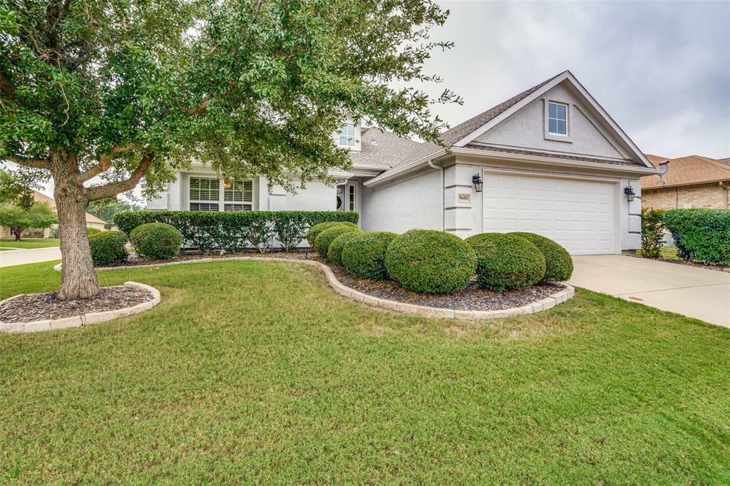 Property Photo: 9601 Rivercrest Drive TX 76207