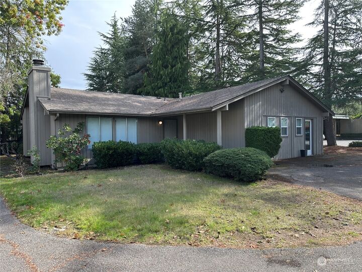 Property Photo: 13849 SE 10th Street WA 98005