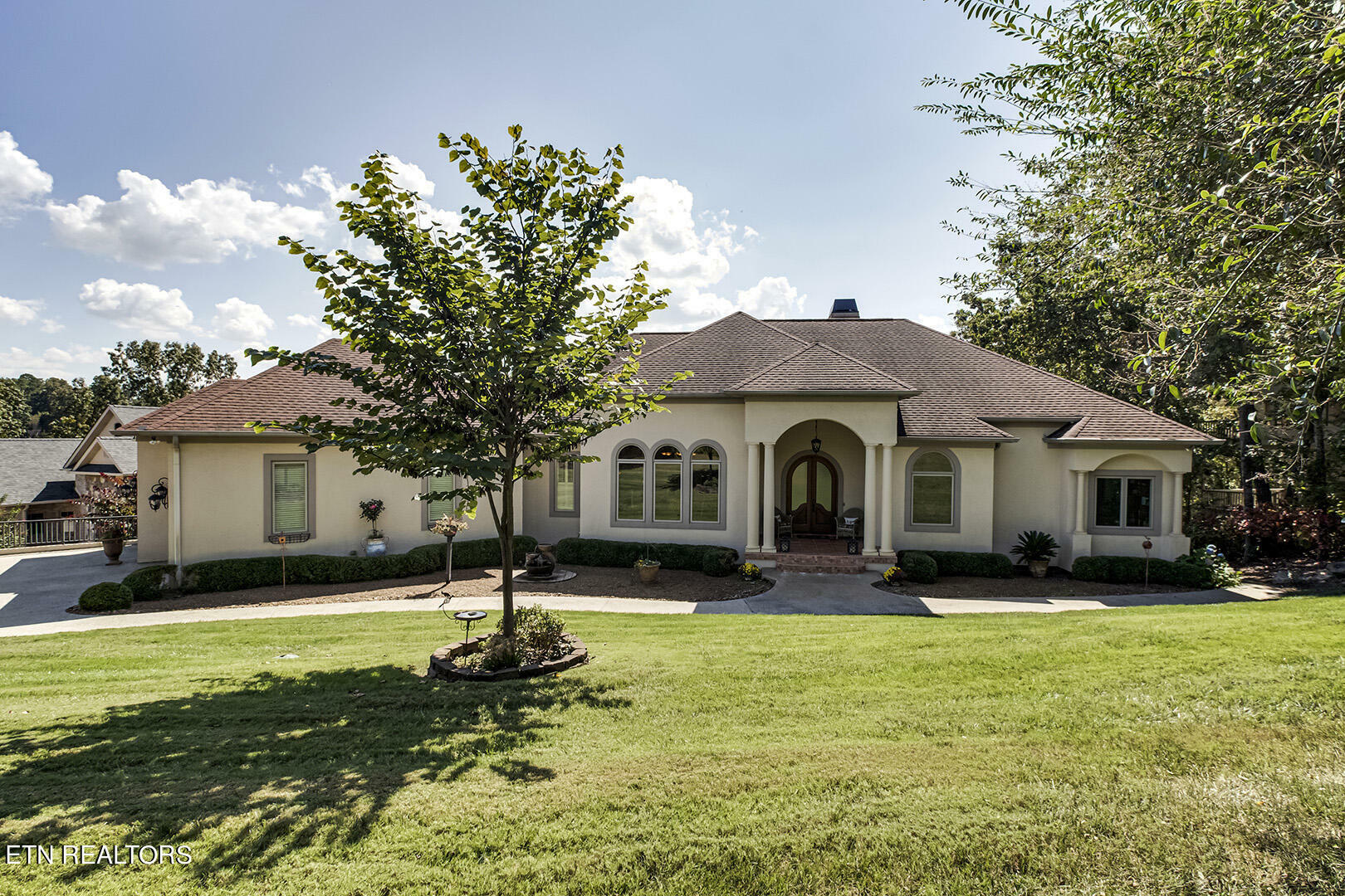 Property Photo:  302 Shawnee View  TN 37774 