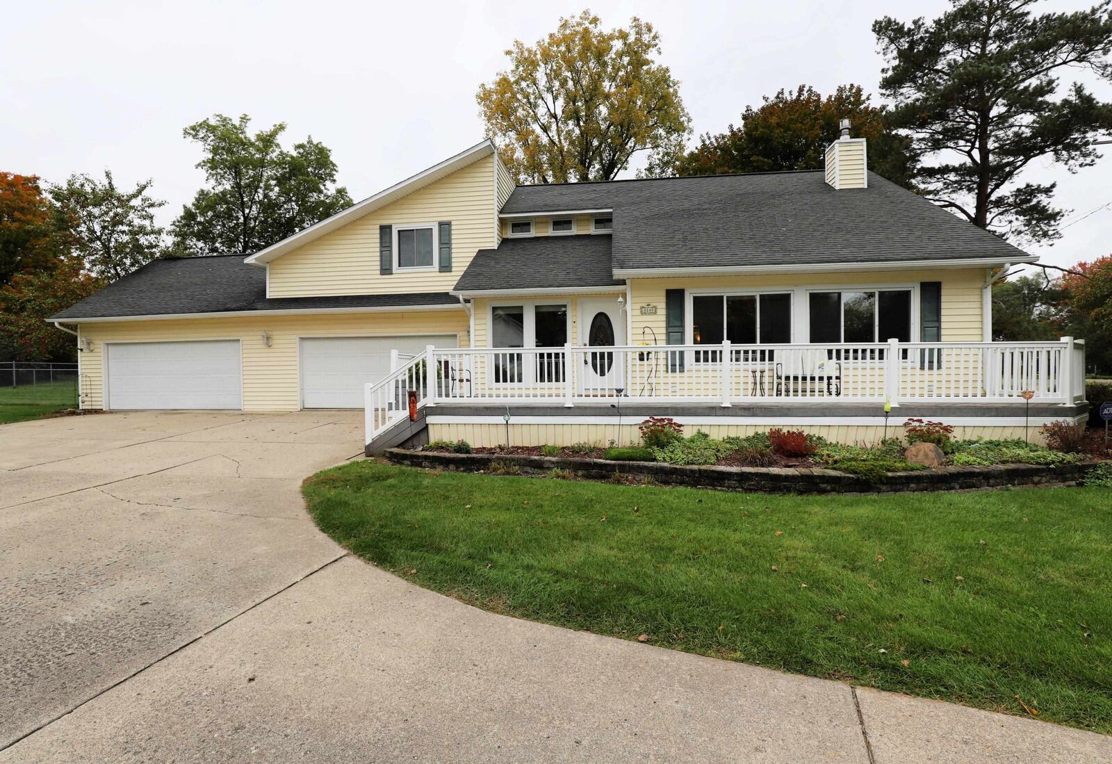 Property Photo:  6145 River  MI 48433 