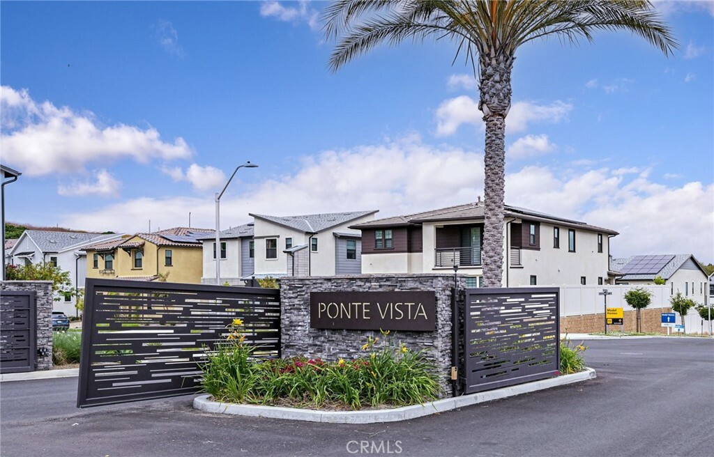 Property Photo: 27547 Edgemont CA 90732