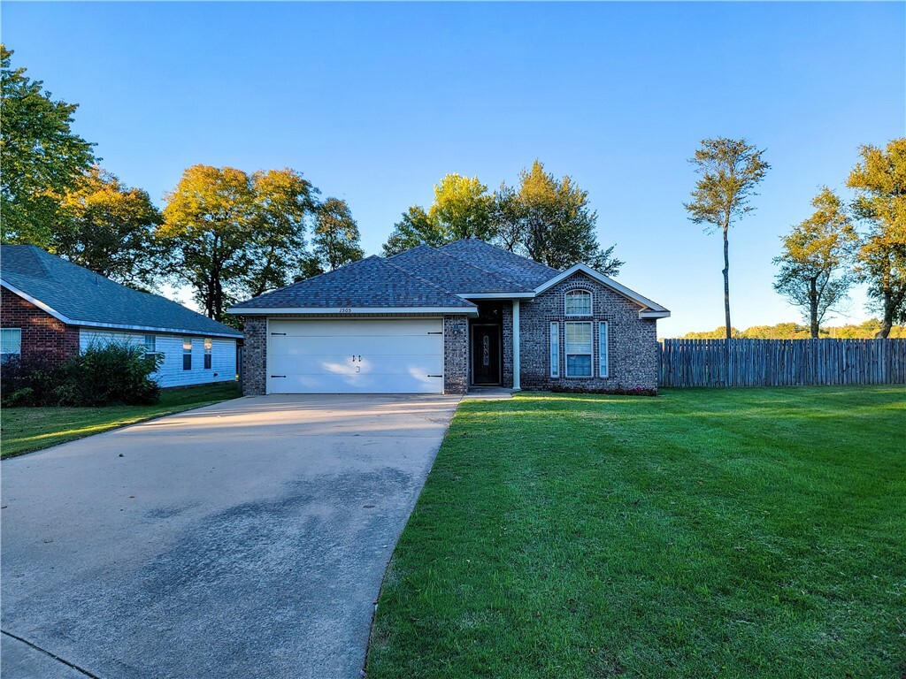 Property Photo:  1505 Michael Lane  AR 72761 