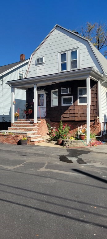 Property Photo: 40 Avalon St MA 02151