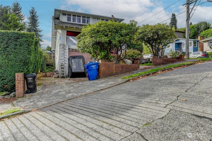 Home for sale in Seattle 3201 S Judkins Street, Seattle, WA 98144