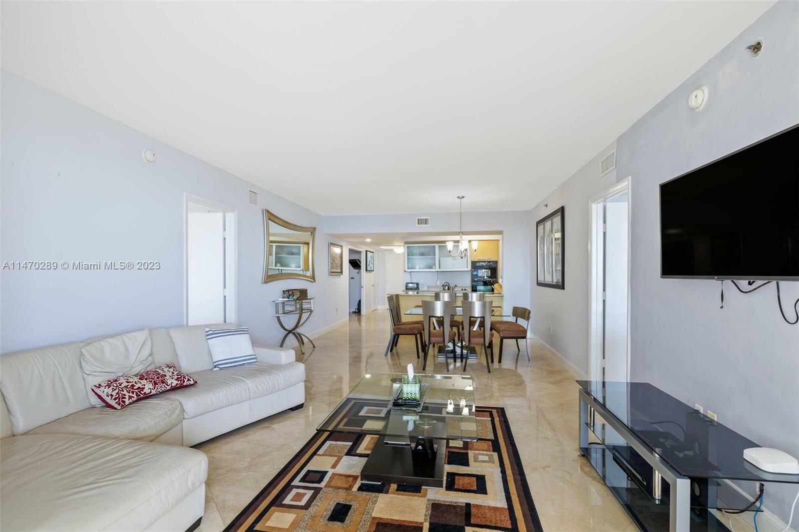 Property Photo:  1830 S Ocean Dr 2804  FL 33009 