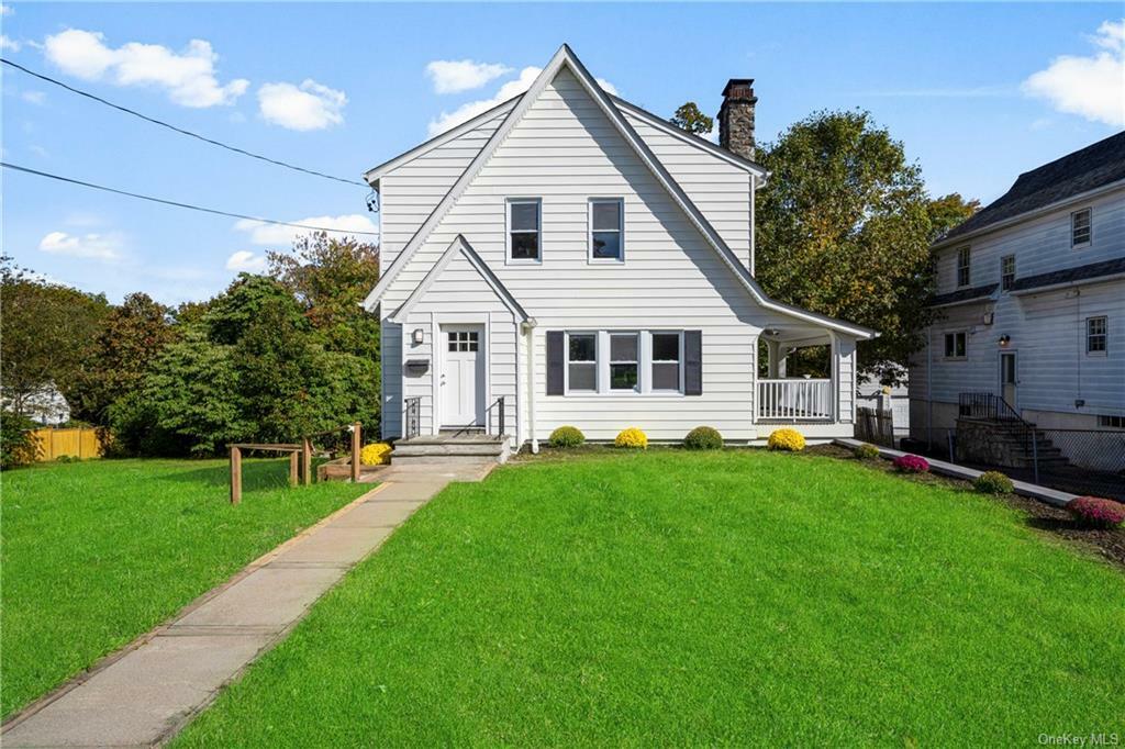 Property Photo:  9 Mohegan Road  NY 10562 