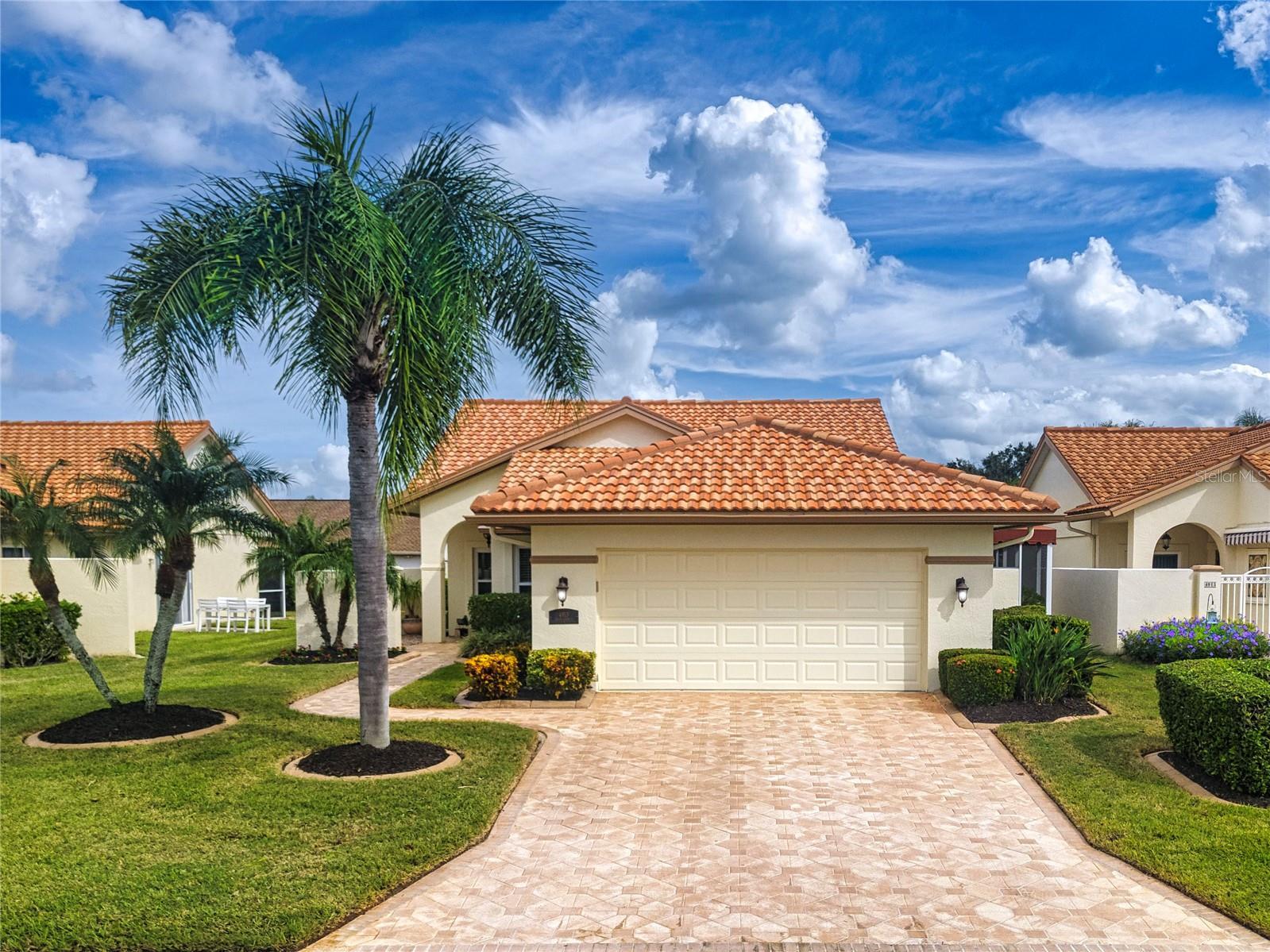 Property Photo:  4913 Kilty Court E  FL 34203 