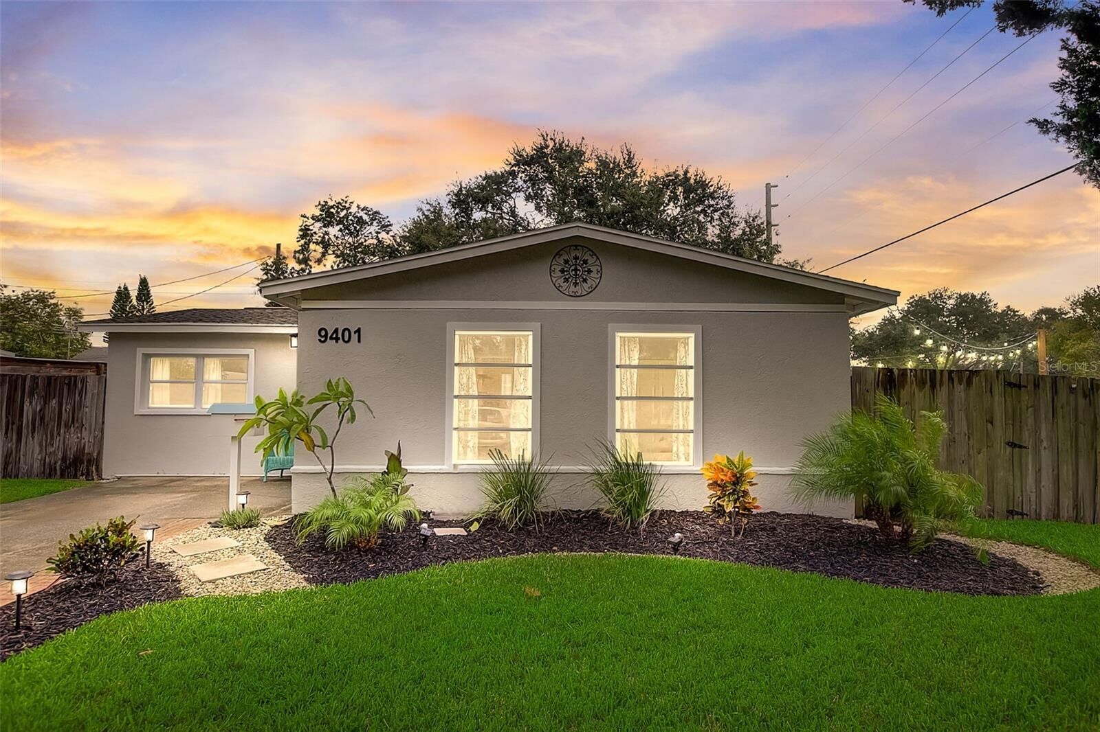 Property Photo:  9401 56th Way N  FL 33782 