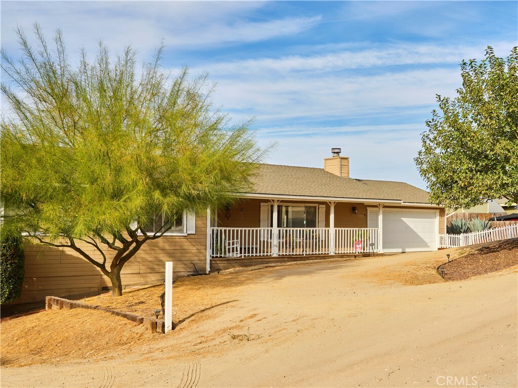 Property Photo:  7220 Iverson Place  CA 93446 