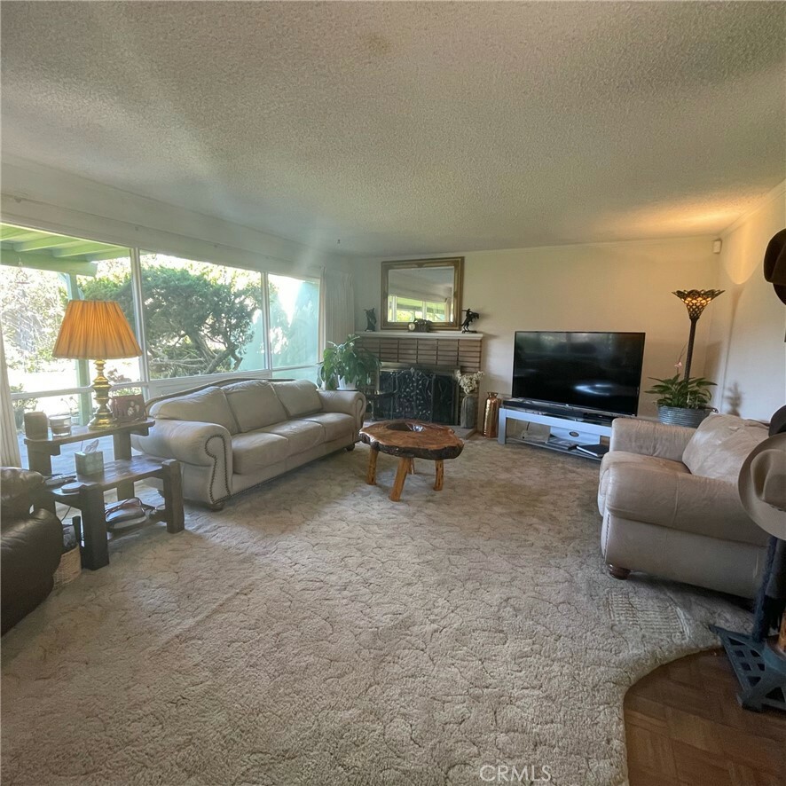 Property Photo:  3307 Fair Oaks Drive  CA 93455 