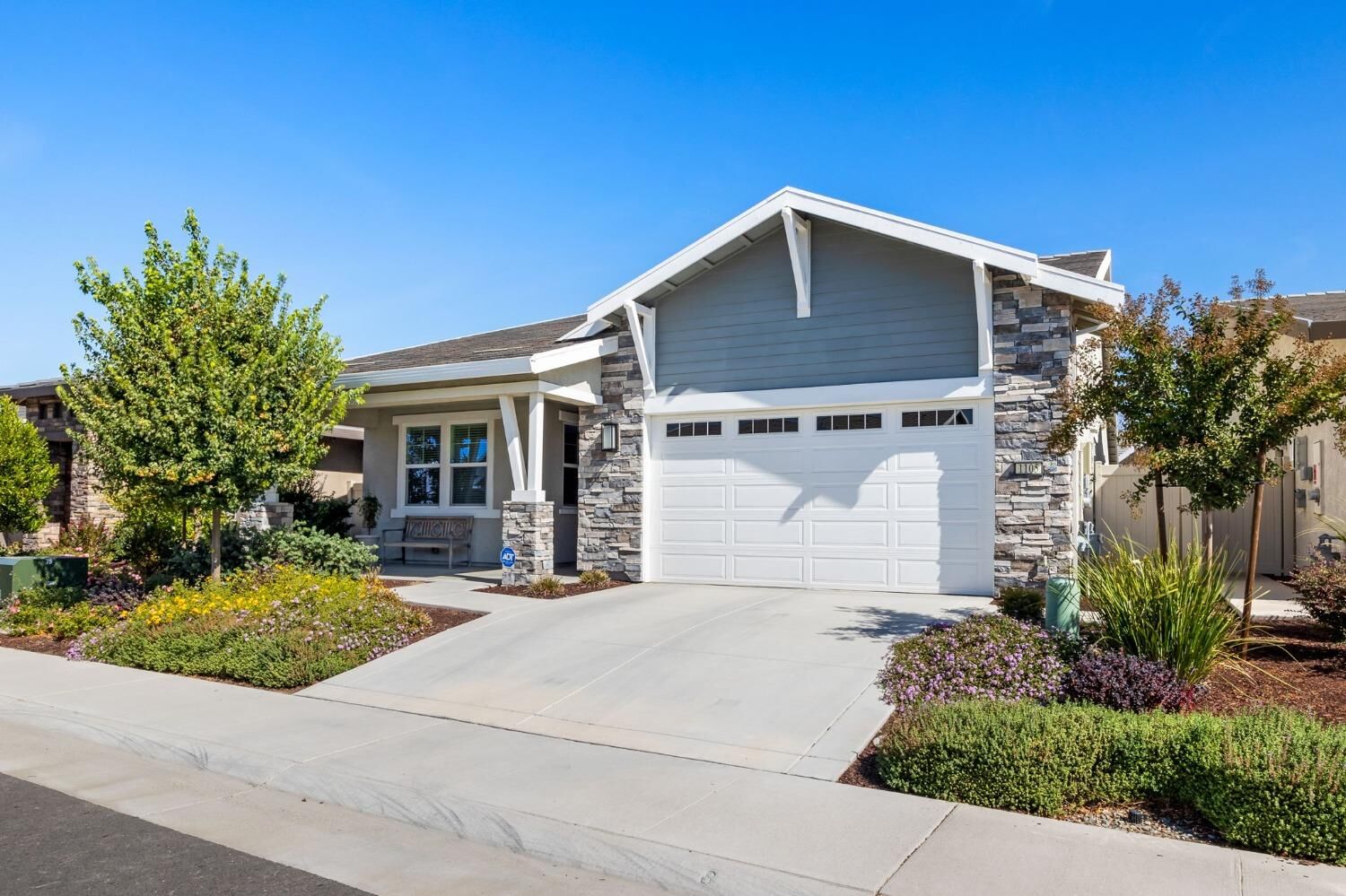 Home for sale in Roseville 1105 Leo Lane, Roseville, CA 95747