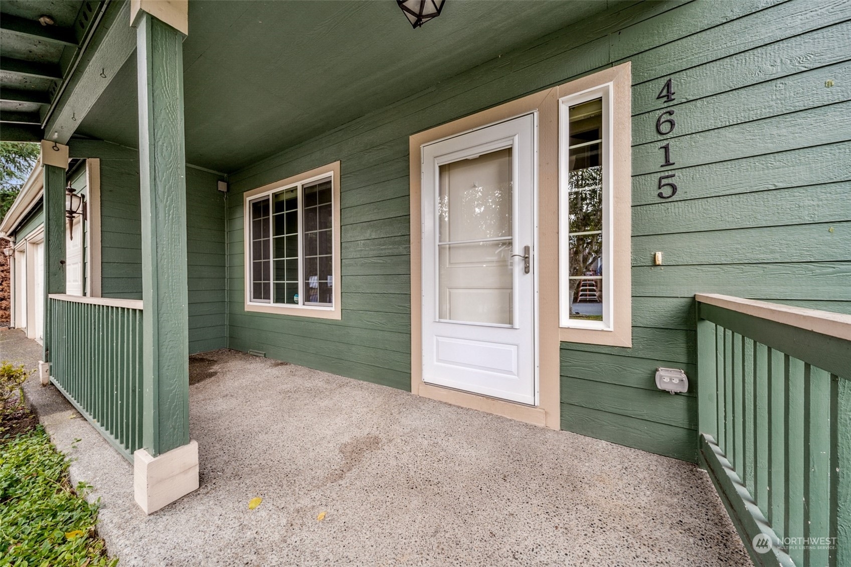 Property Photo: 4615 244th Street Ct E WA 98338