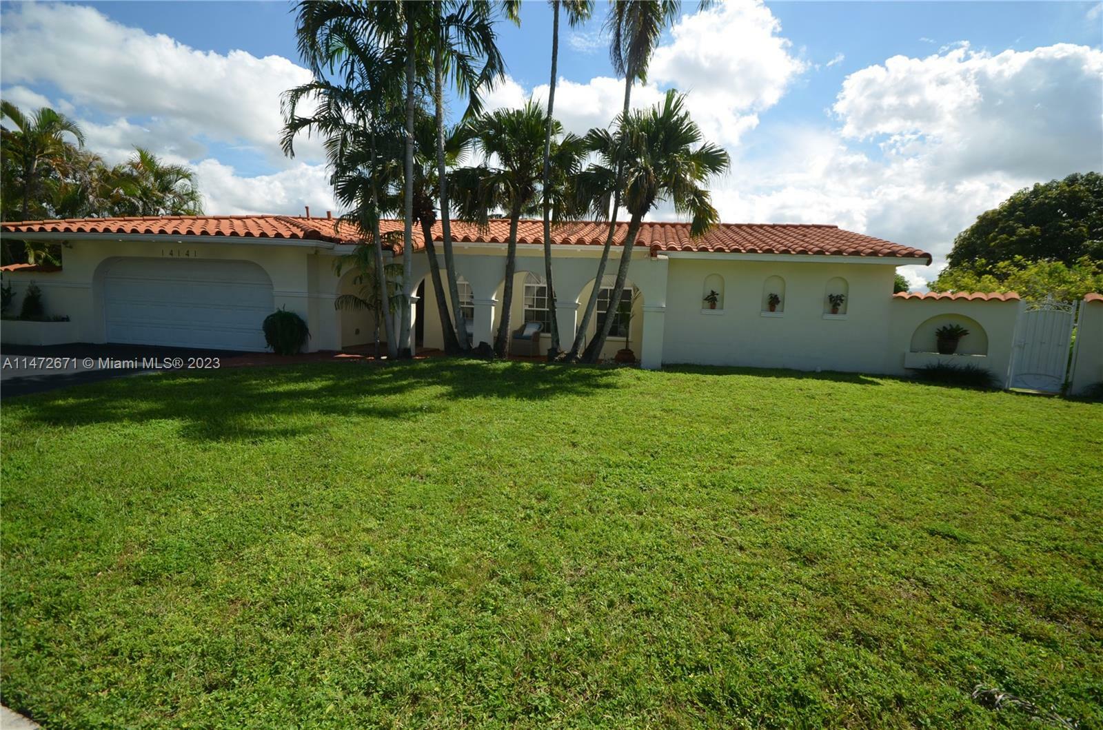 Property Photo:  14141 Leaning Pine Dr  FL 33014 