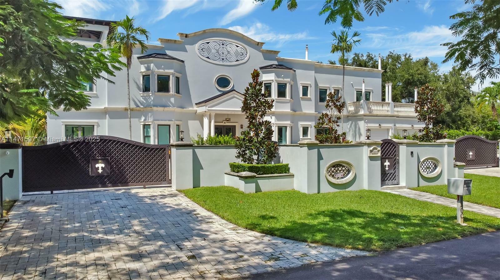 Property Photo:  7400 SW 72nd Ct  FL 33143 