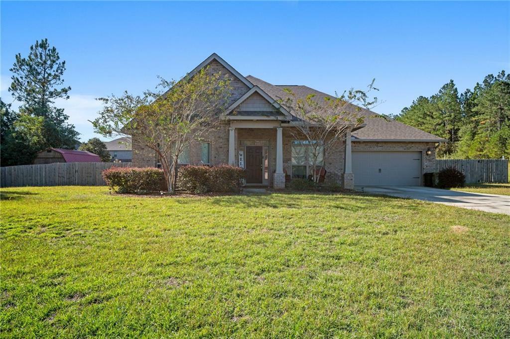 Property Photo: 13016 Chelle Way AL 36695