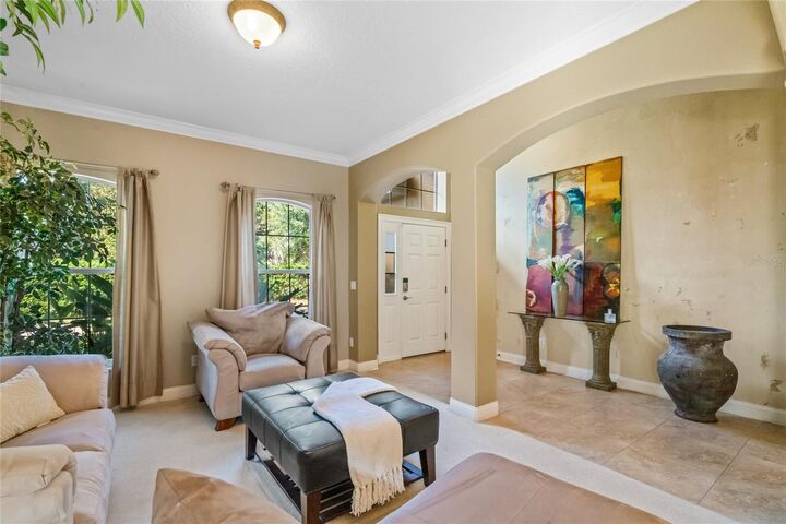 Property Photo: 6903 Brescia Way FL 32819