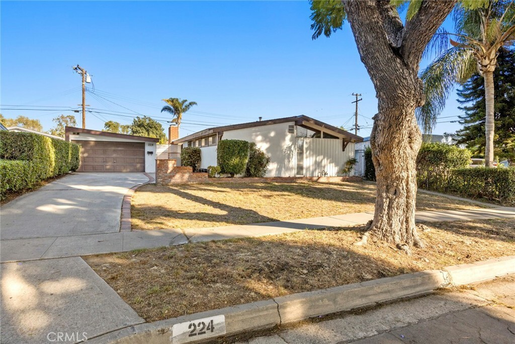 Property Photo:  224 S Mission Dr  CA 92831 