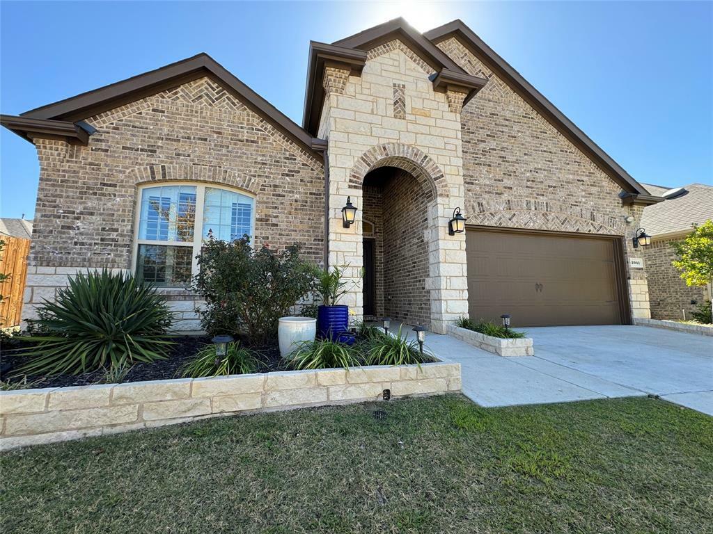 Property Photo: 2041 Tahoka Lane TX 75126