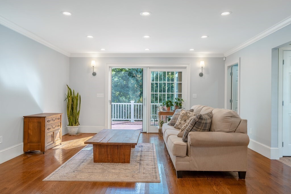Property Photo:  42 Chandler Place  MA 02464 