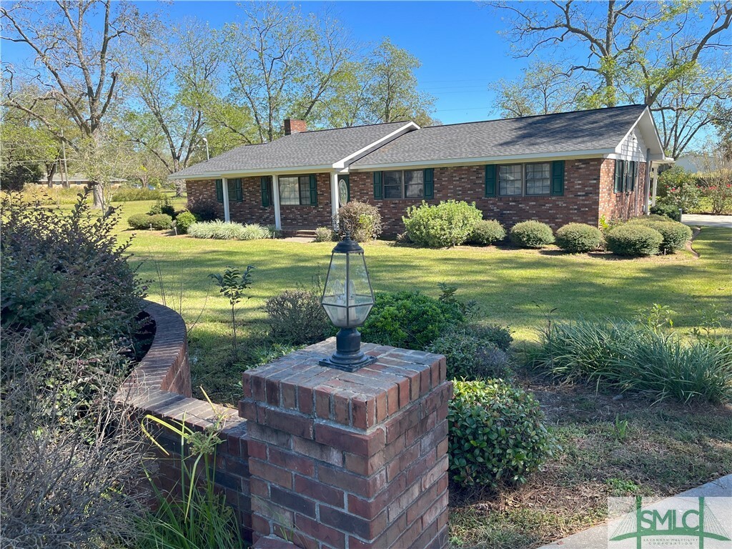 Property Photo:  505 Easterling Street  GA 30427 