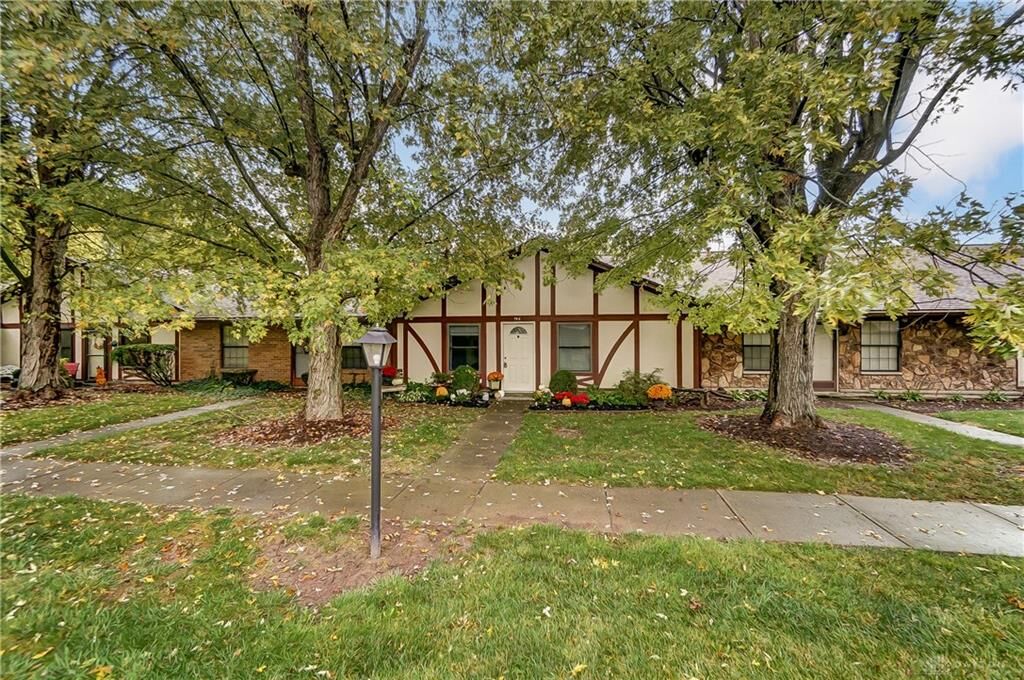 Property Photo: 766 Pine Needles Drive OH 45458