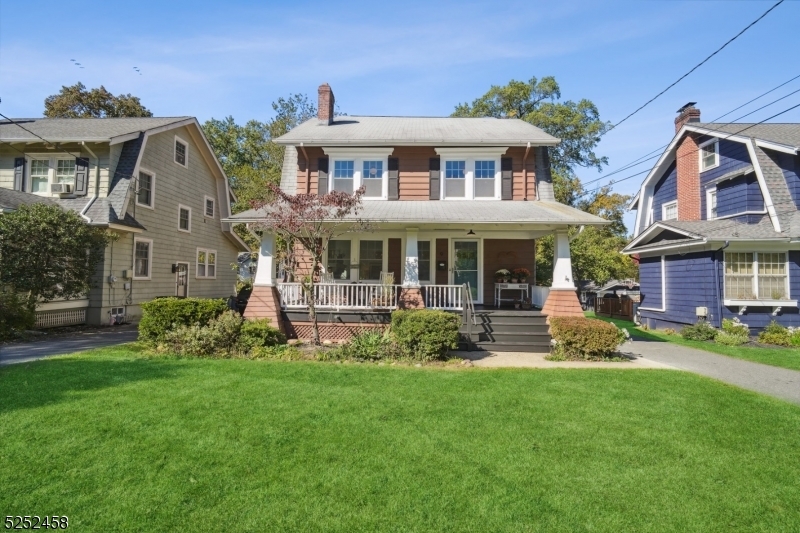 Property Photo:  9 Yale St  NJ 07040 