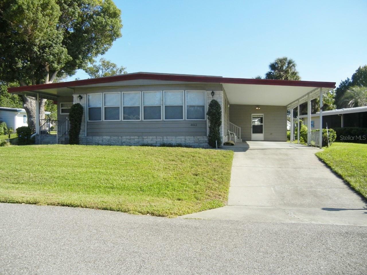 Property Photo:  4462 Red Oak Lane 117  FL 32798 