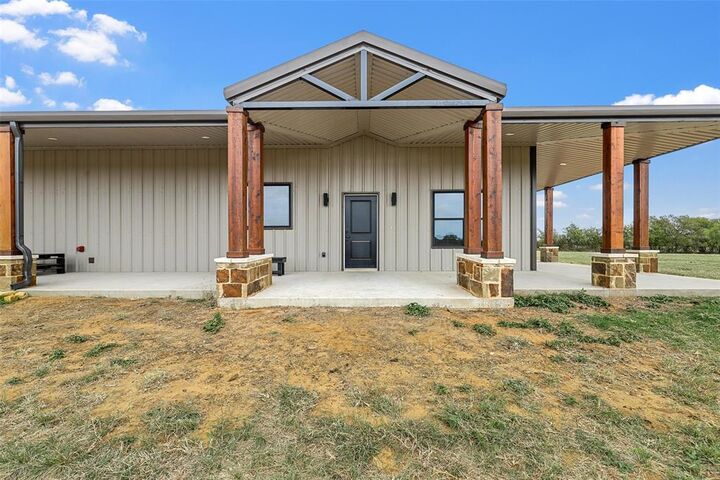 224 Private Road 14135 W  Covington TX 76636 photo