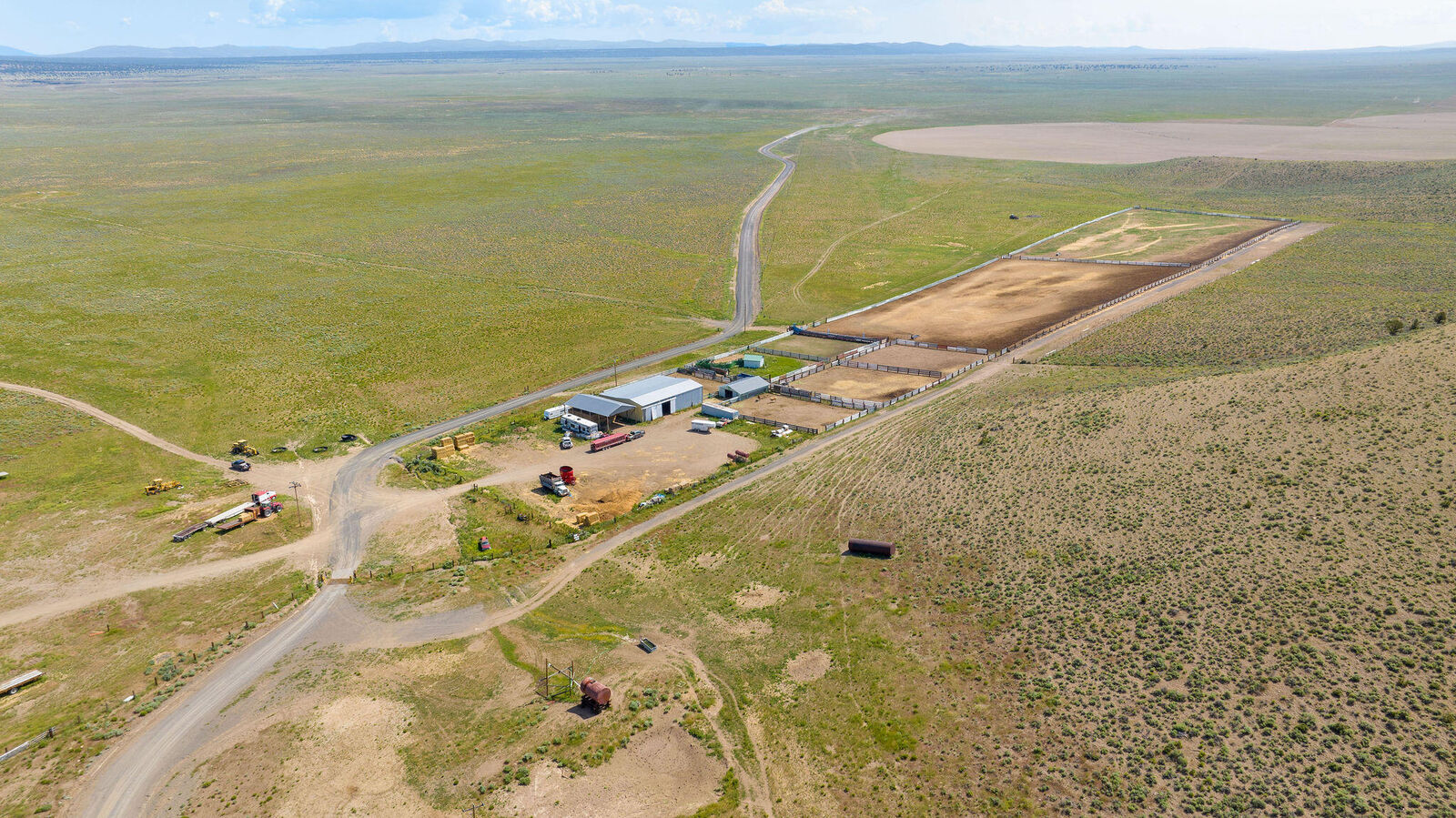 Property Photo: 55995 Moffitt Road OR 97712