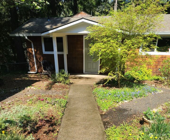 1 bed Olympia home for sale 5641 Lake Saint Clair Drive SE, Olympia