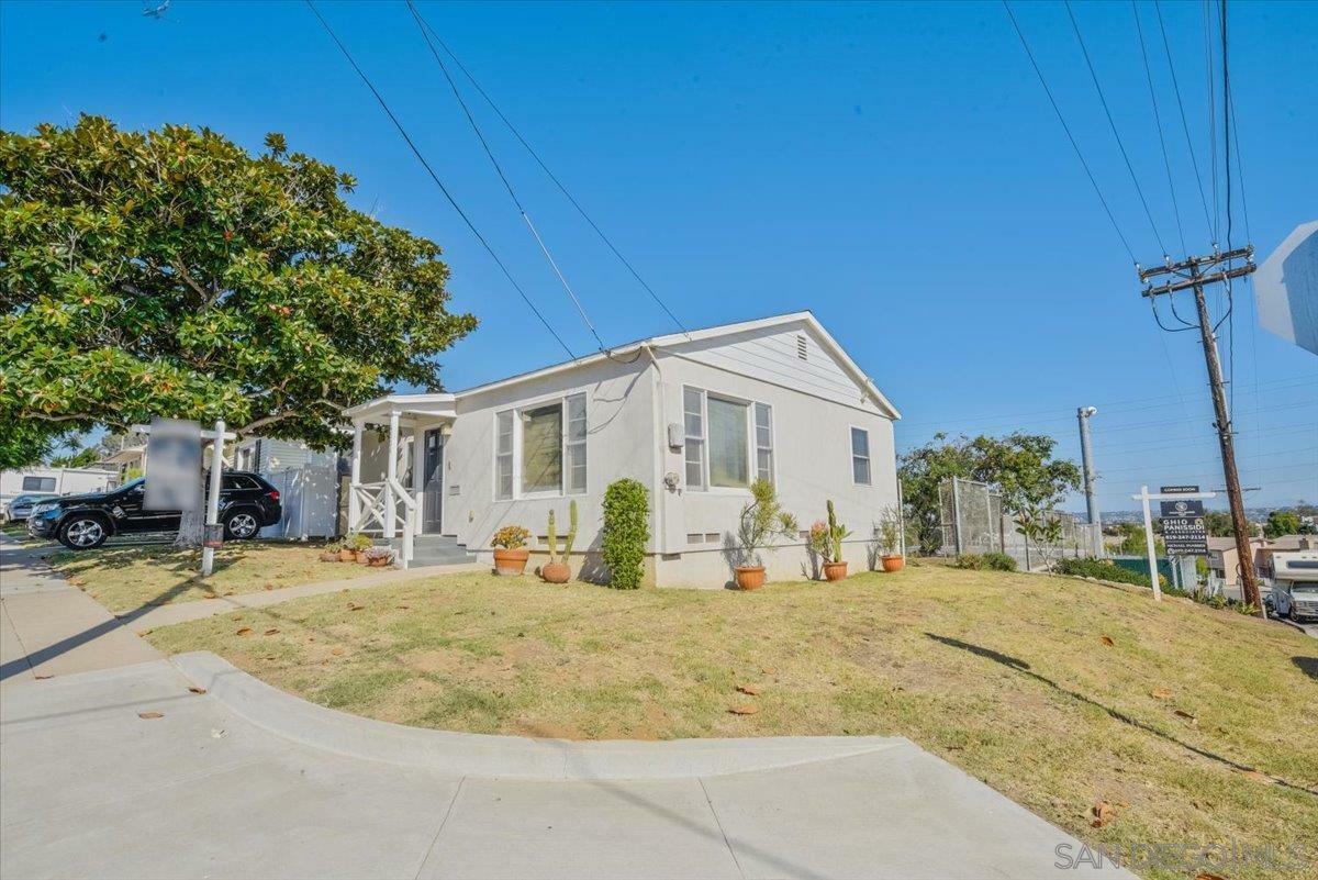 Property Photo:  4004 Tennyson St  CA 92107 