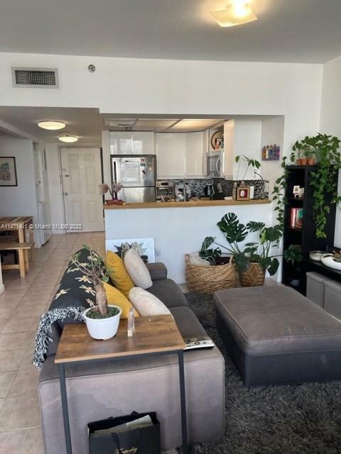 Property Photo: 540 Brickell Key Dr 1709 FL 33131