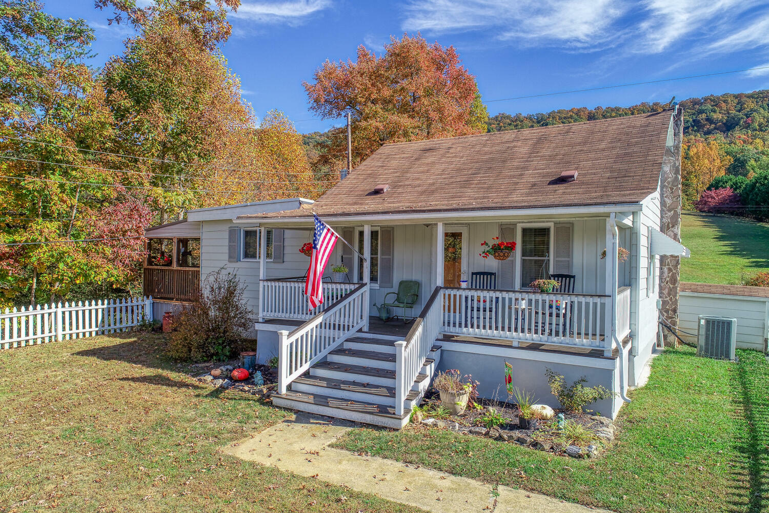 Property Photo:  1779 Goshen Valley Road  TN 37642 