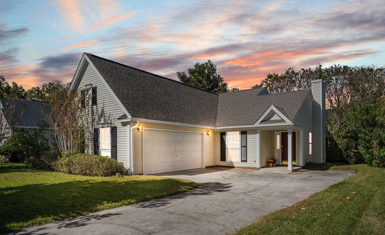 Property Photo:  232 Mossy Oak Way  SC 29464 