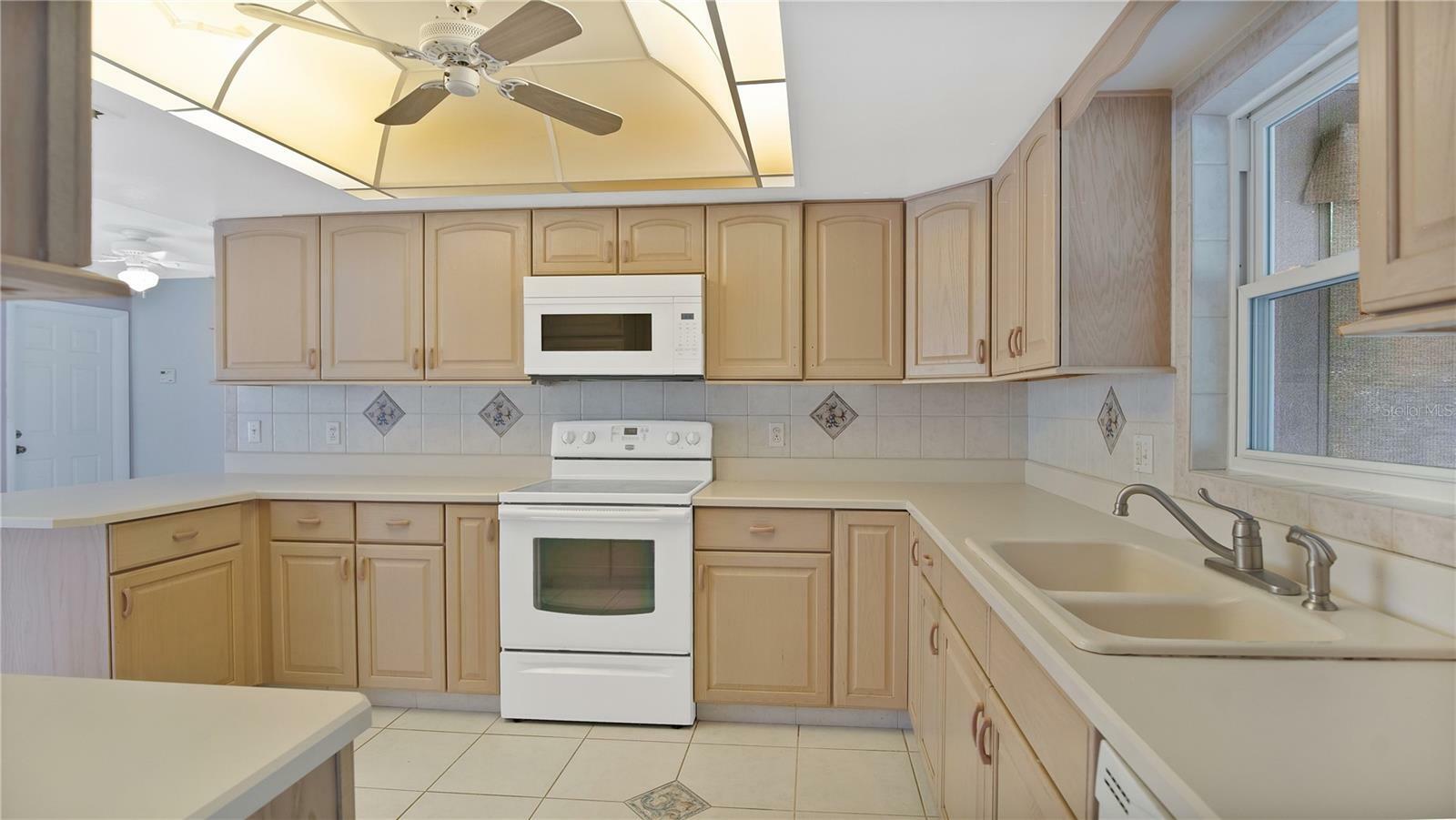 Property Photo:  1921 South Boulevard  FL 32751 