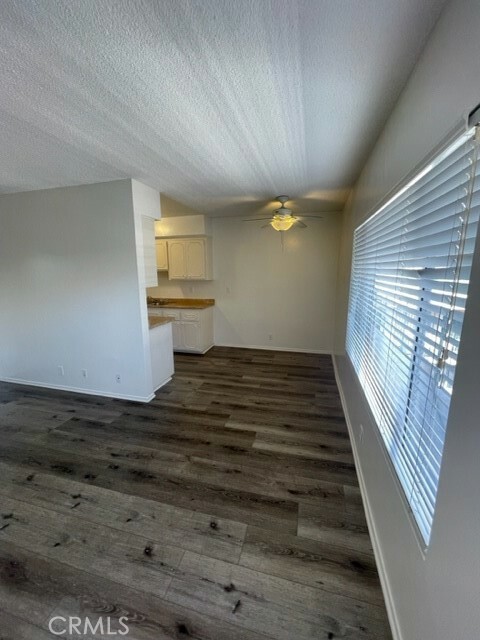 Property Photo:  335 Cedar Avenue 405  CA 90802 