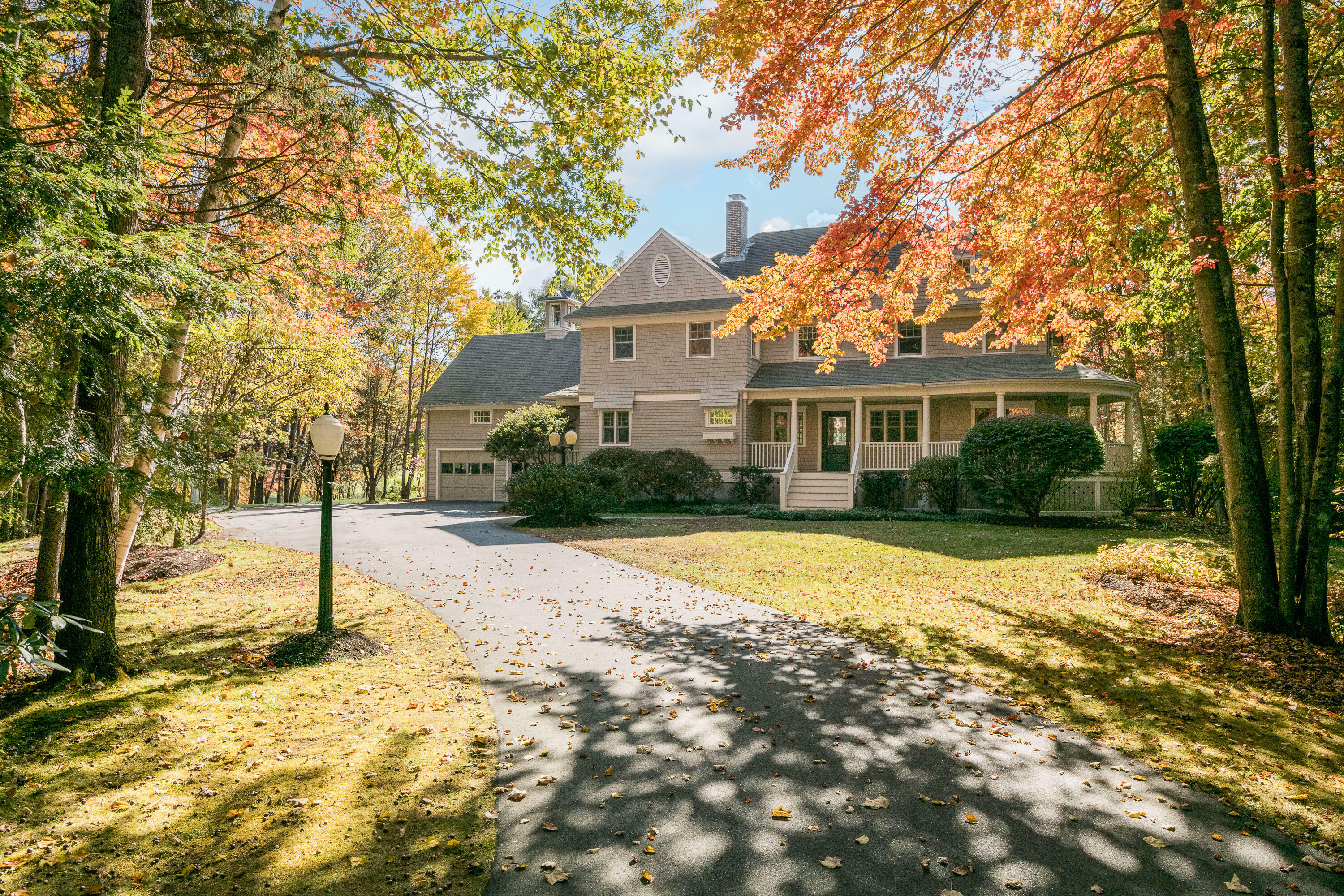 Property Photo: 26 Woodlands Drive ME 04105