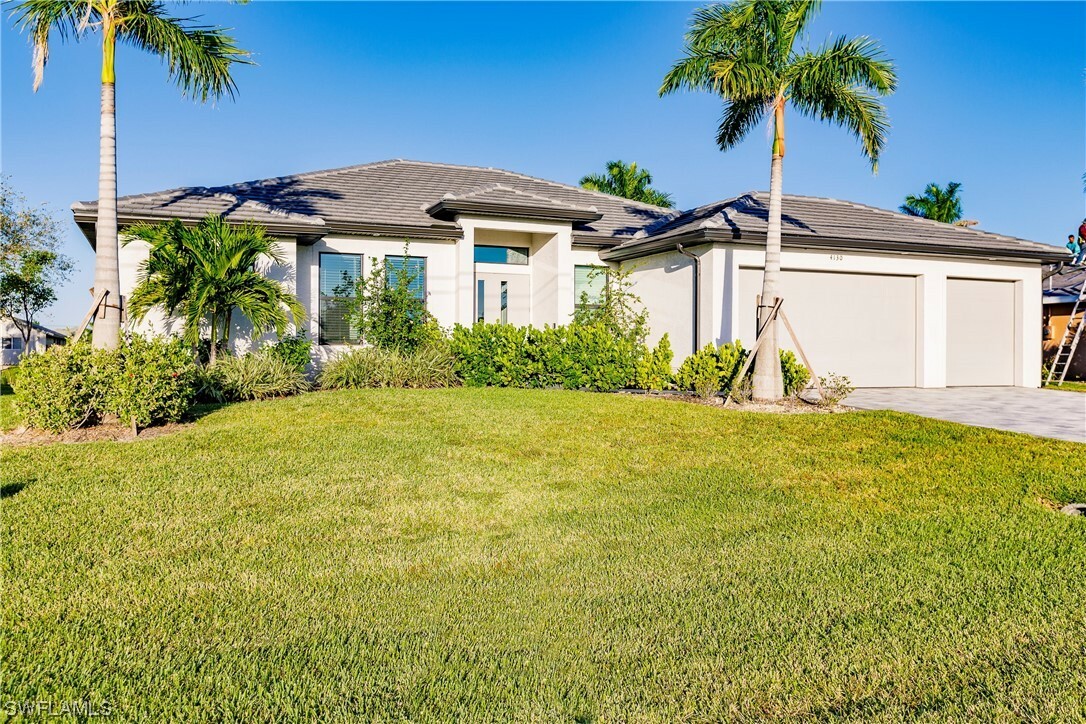 Property Photo:  4130 SW 21st Place  FL 33914 