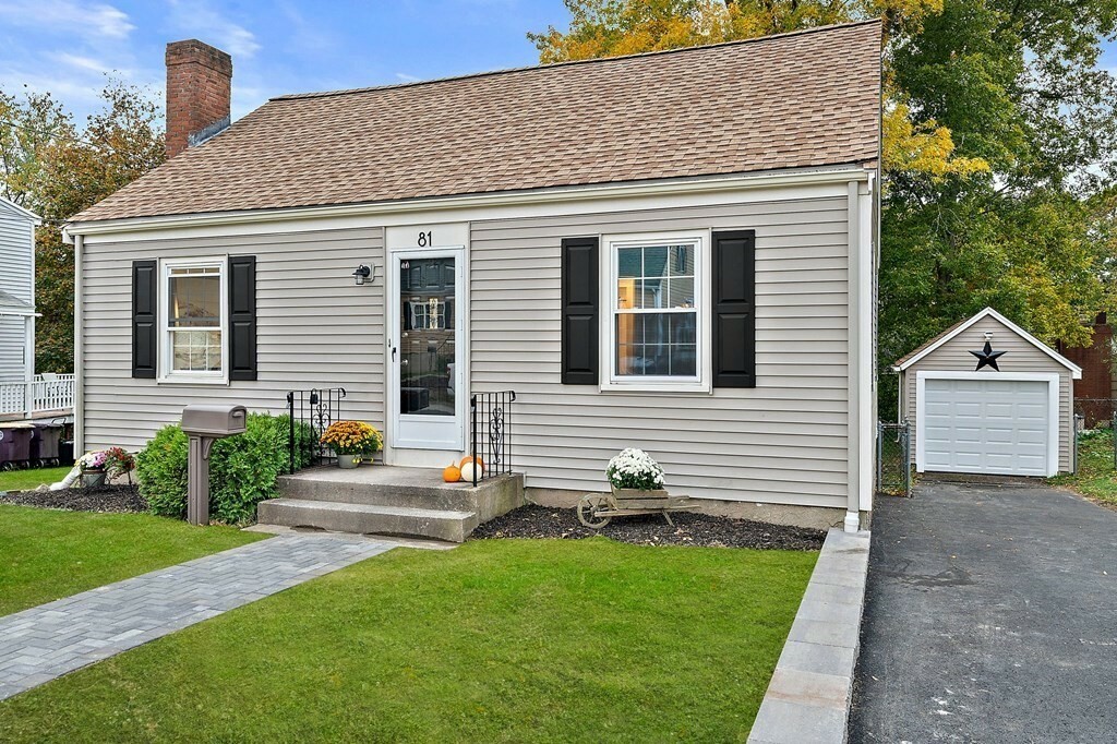 Property Photo:  81 Judson Rd  MA 02188 