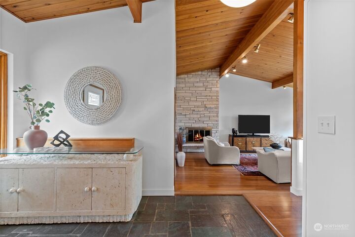 Property Photo: 23938 43rd Avenue S WA 98032