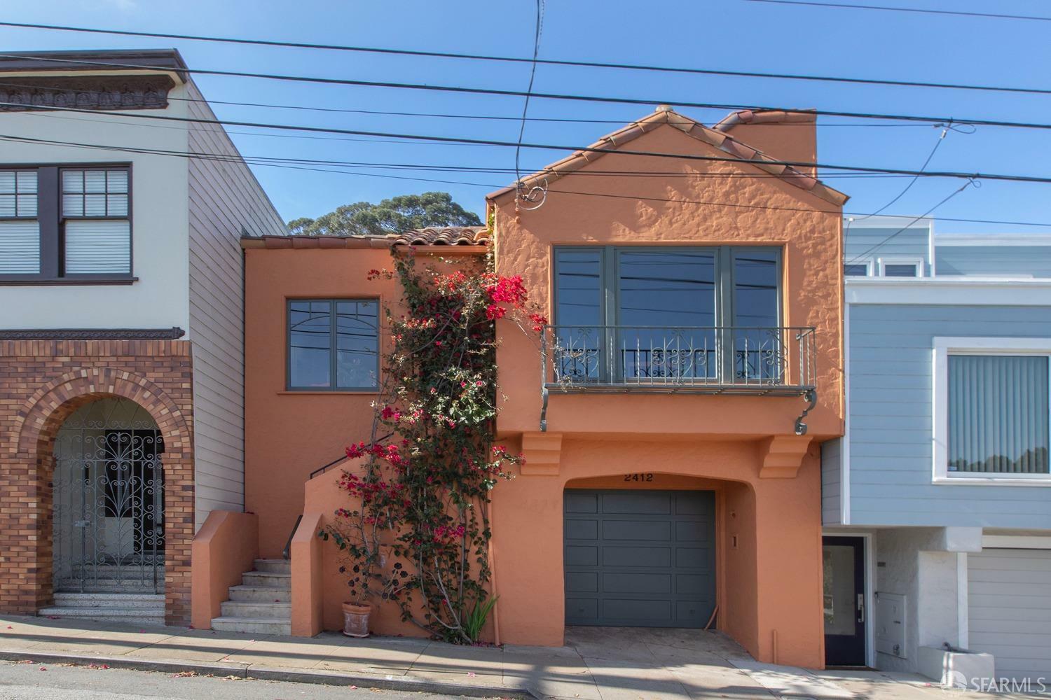 Property Photo:  2412 Castro Street  CA 94131 