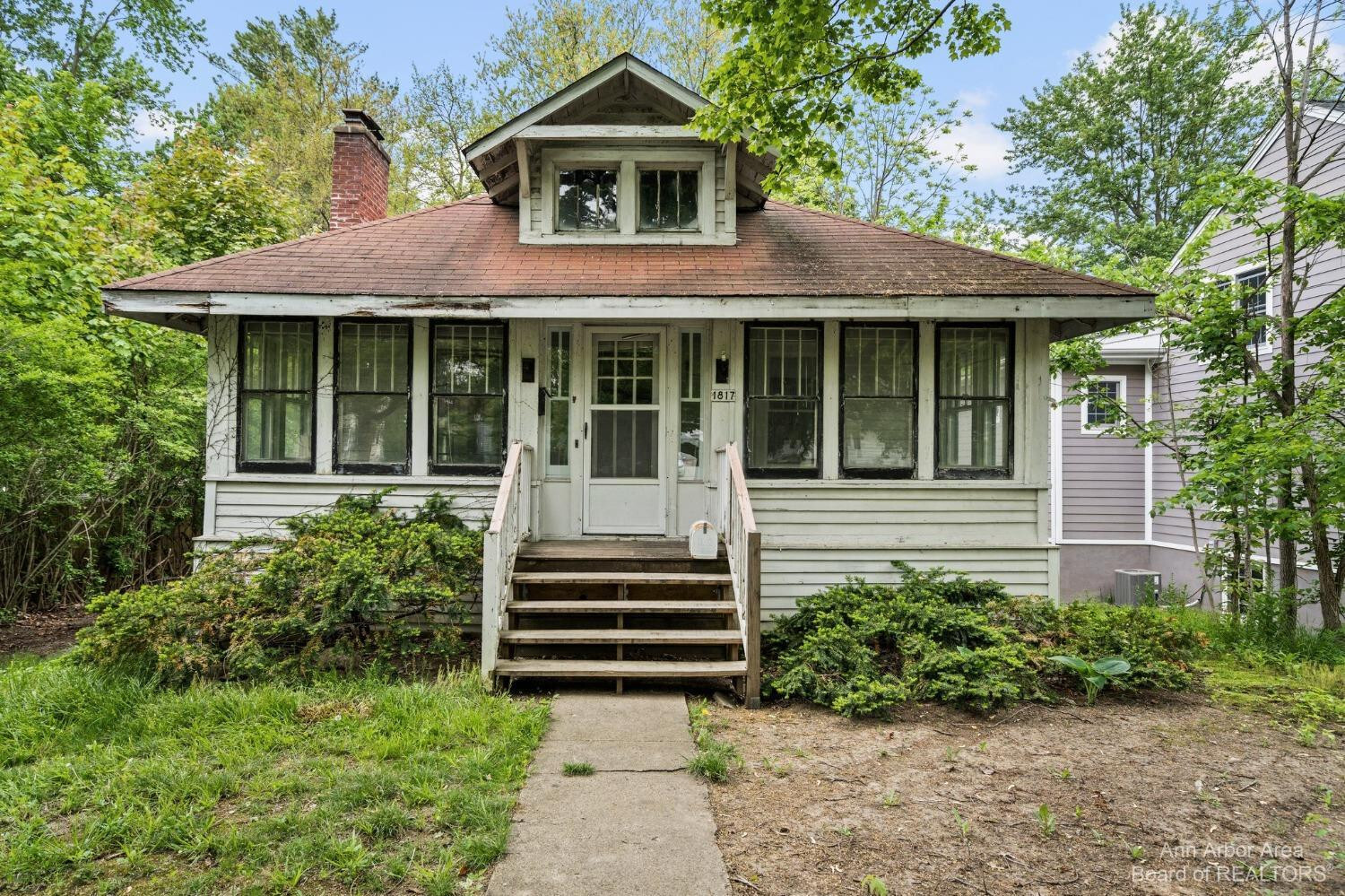 Property Photo: 1817 Pontiac Trail MI 48105